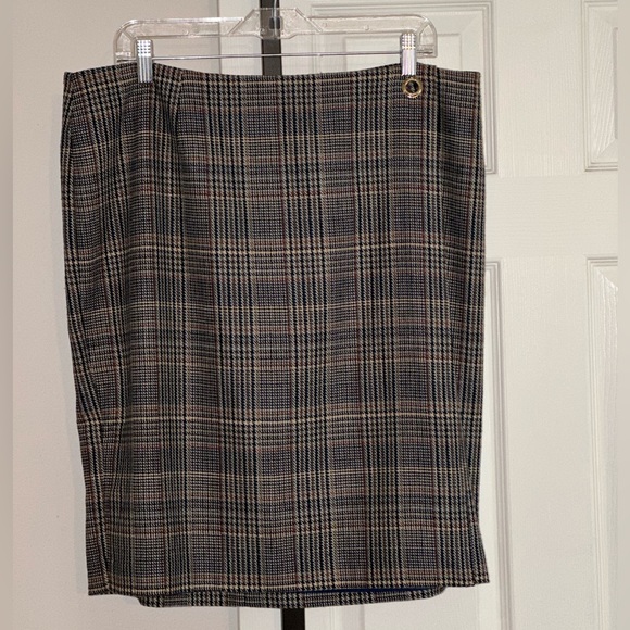 Calvin Klein Dresses & Skirts - Calvin Klein Women's Plus 14W Plaid Mock Wrap Skirt Tag Zipper Knee Length